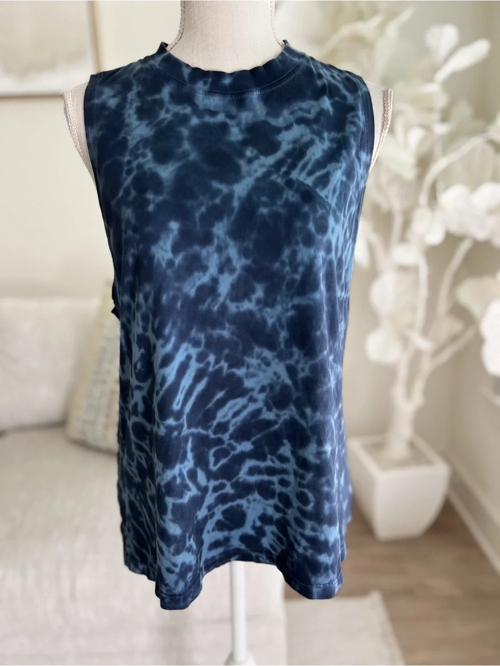 Lululemon All Yours Sleeveless Blue Tie-Dye Woman’s Tank Top